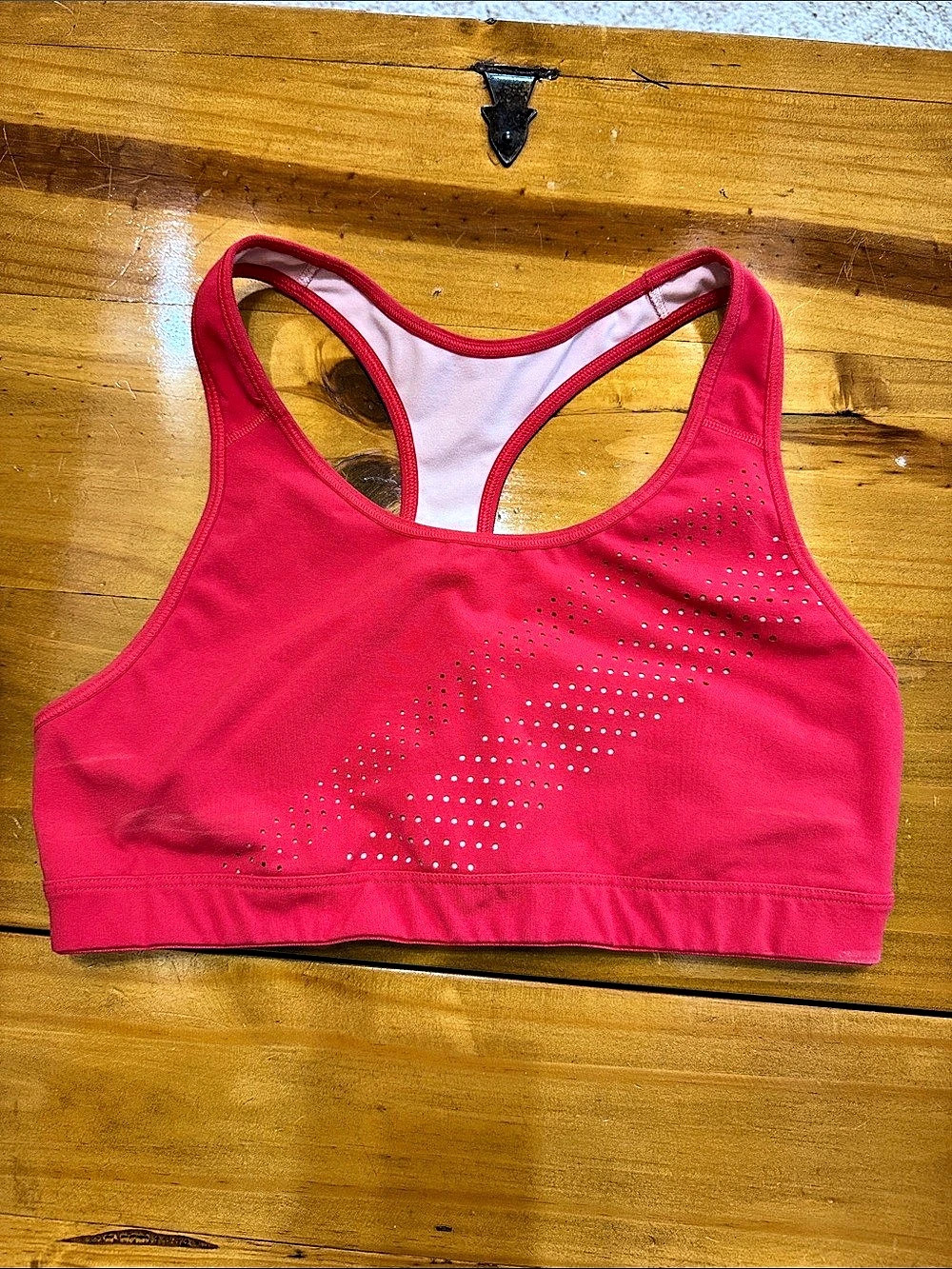 Old Navy Active Go-Dry Perforated Sports Bra Pink Large